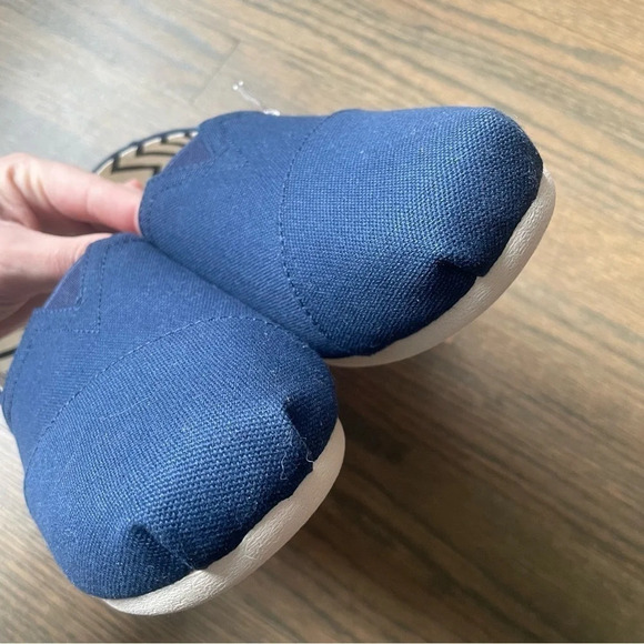 NWT TOMS Alpargata Navy Recycled Cotton Canvas Women size 11 - Picture 7 of 10